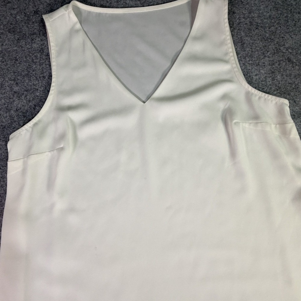 Women's Sleeveless V Neck Top Ivory Sheer Lightweight‎ Casual Blouse